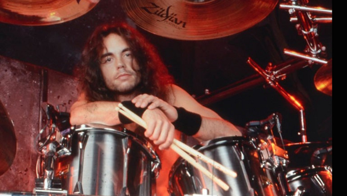 Nick Menza, były perkusista zespołu Megadeth zmarł na scenie. Miał 51 lat.