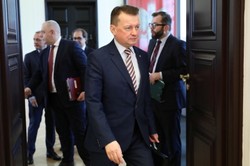 Szef MON o opcji rosyjskiej: Są siły w Polsce, które nie dostrzegają zagrożeń ze Wschodu