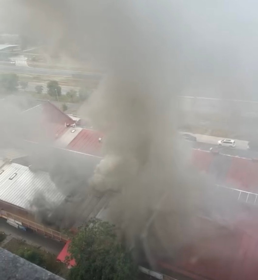 Ogroman požar na Novom Beogradu