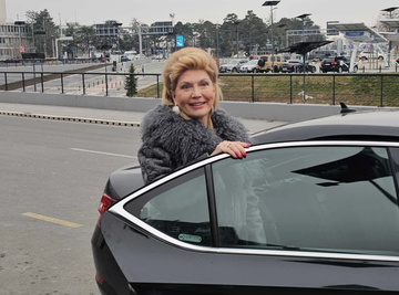 SUZANA MANČIĆ ŠOKIRALA BEOGRAĐANE! Došla luksuznim automobilom, a onda POTEZOM RAZBESNELA PROLAZNIKE: "NISMO MOGLI DA VERUJEMO!" 