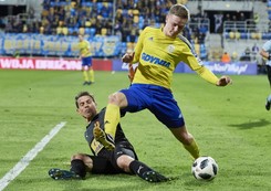 Arka wystawiła swoich kibiców na ciężką próbę. Gola na wagę finału Pucharu Polski strzeliła w 85. minucie