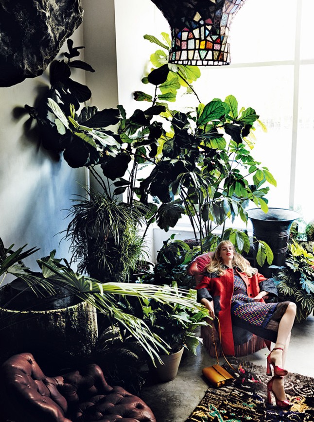 Axente Vanessa Antwerpenben hipnotizál az ősz kulcsdarabjaiban