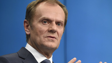 "Rzeczpospolita": Tusk wygrał z aferą taśmową