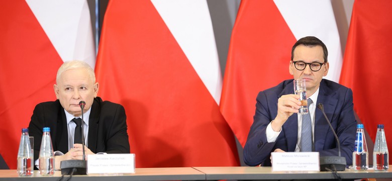 Pilna narada PiS na Nowogrodzkiej. Chodzi o Pegasusa
