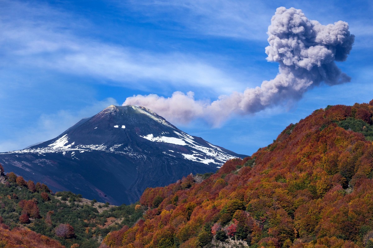 Etna dała o sobie znać. Władze wydały ostrzeżenie