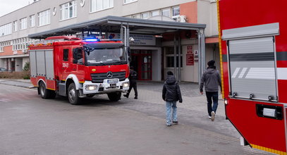 Podejrzane paczki w poznańskim szpitalu. "Cuchnące"