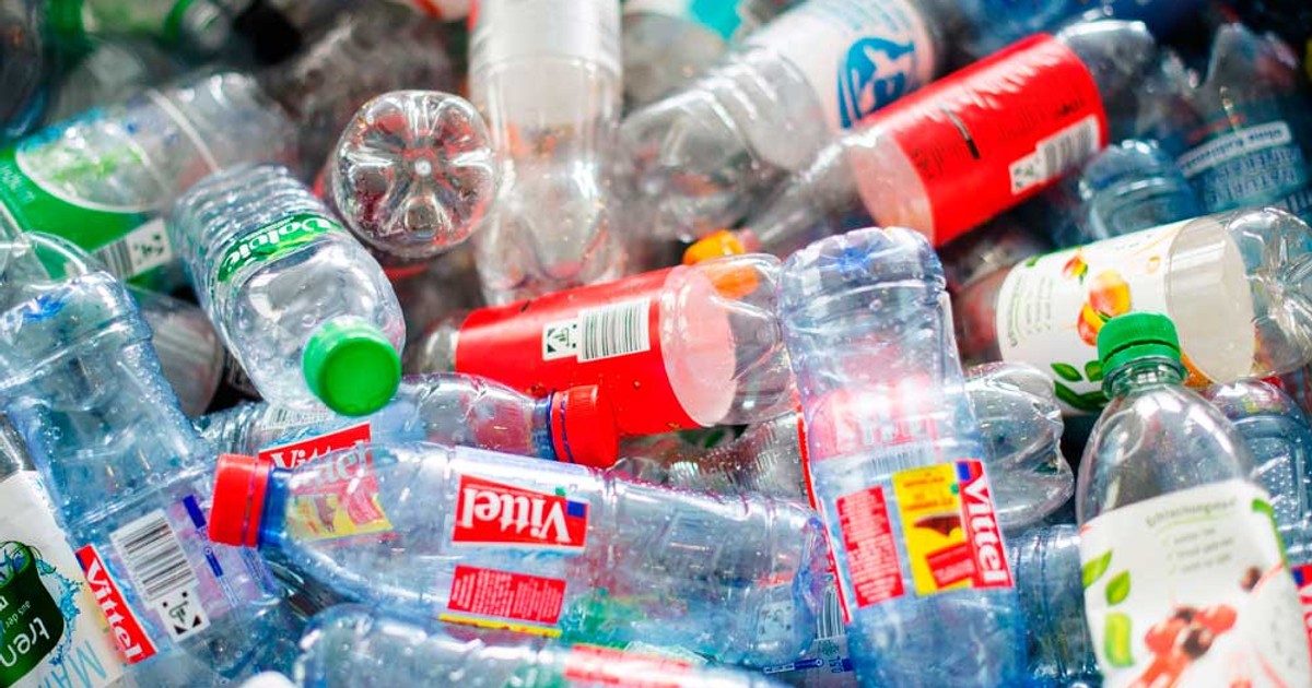 Experts raise awareness on dangers of pollutants in plastics - Vimarsana News