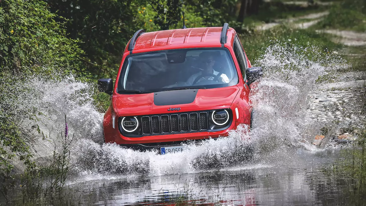 Jeep Renegade 4xe – jedzie z prądem