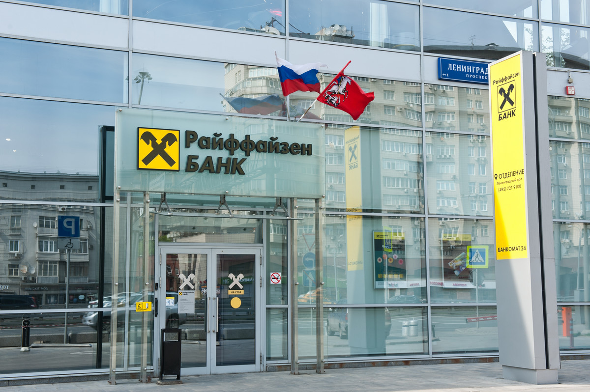 Rosyjskie wątki w banku Raiffeisen. Śledztwo w sprawie prania pieniędzy