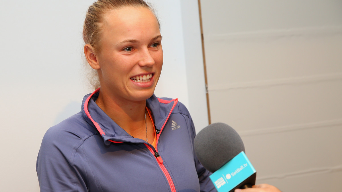 Duńskie media spekulują na temat ciąży Caroline Wozniacki. Tamtejsza prasa podaje, że tenisistka może być w ciąży. W jednym z ostatnich wywiadów zawodniczka wyznała, że chciałaby być młodą mamą, a podczas ostatniej kolacji ze swoim ukochanym Rorym McIlroyem toasty miała wznosić kieliszkiem napełnionym wodą.