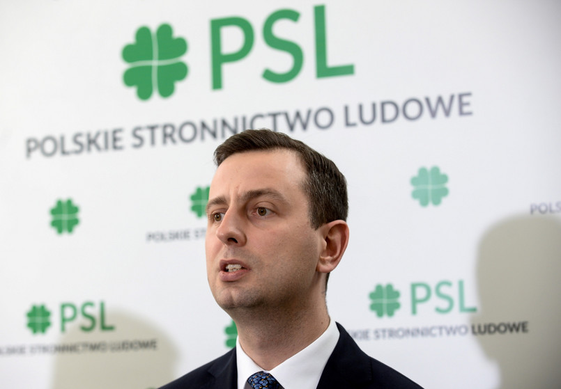 „To było niezwykle ważne wydarzenie. To jest nie tylko ustawa zasadnicza, to jest sprawa zasadnicza - chcemy porozmawiać z tymi, którzy uchwalali Konstytucję” - podkreślił szef PSL