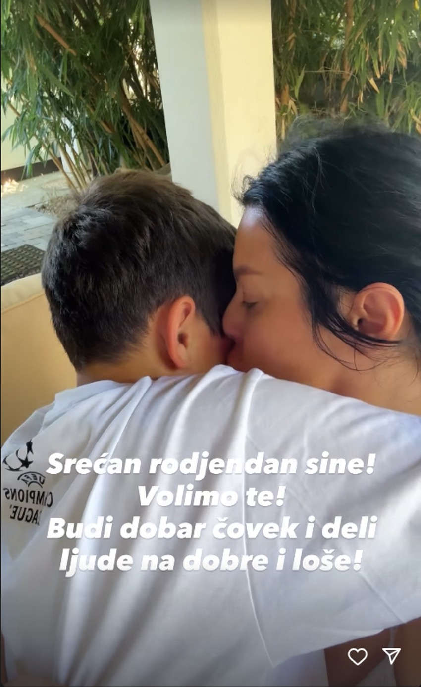 Seka Aleksić sa sinom Jakovom