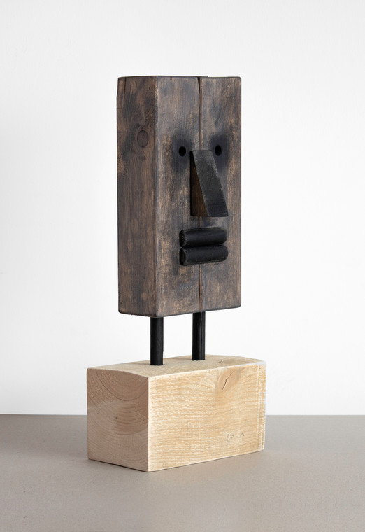 Bartosz Mucha, "Maska 1. Kompozycja z drewnianych odpadów budowlanych"