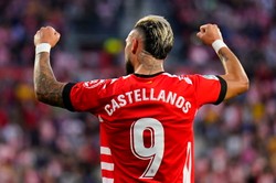 Hiszpańskie media: Castellanos ośmieszył Real, niczym kiedyś Lewandowski