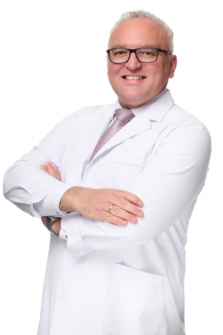 Dr Nenad Stanković
