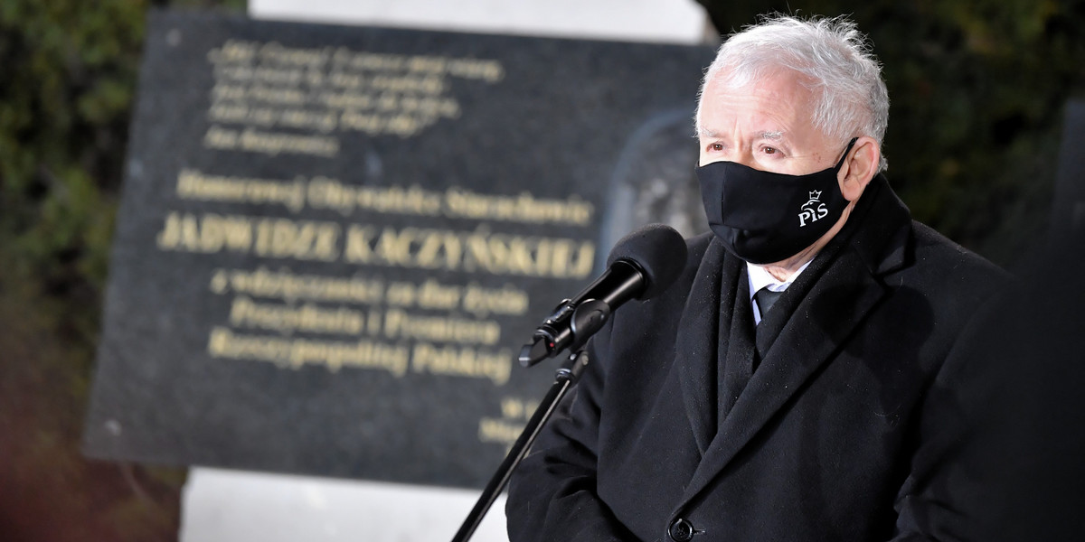 Jarosław Kaczyński pojawił się w niedzielę w Starachowicach. 