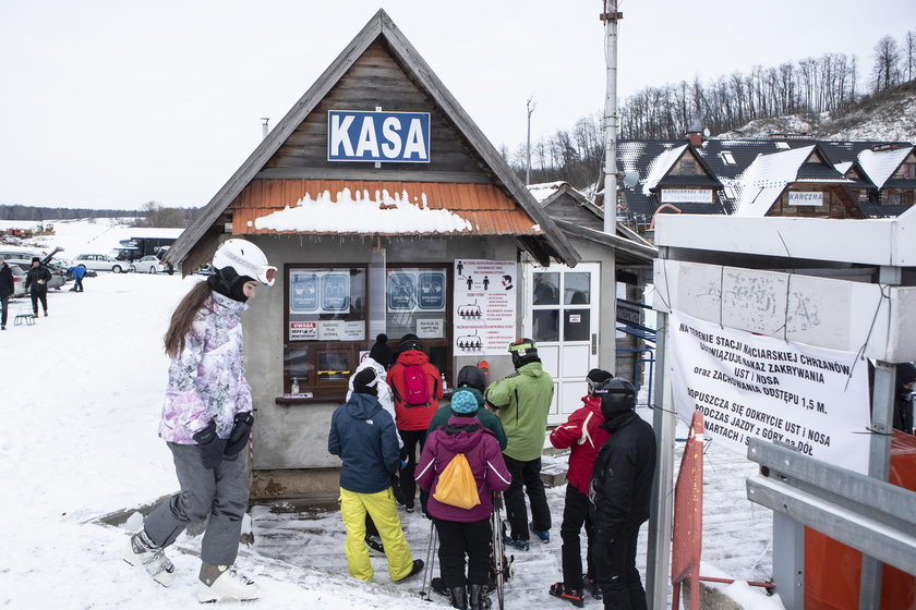 Kolejny ośrodek narciarski otwarty mimo obostrzeń