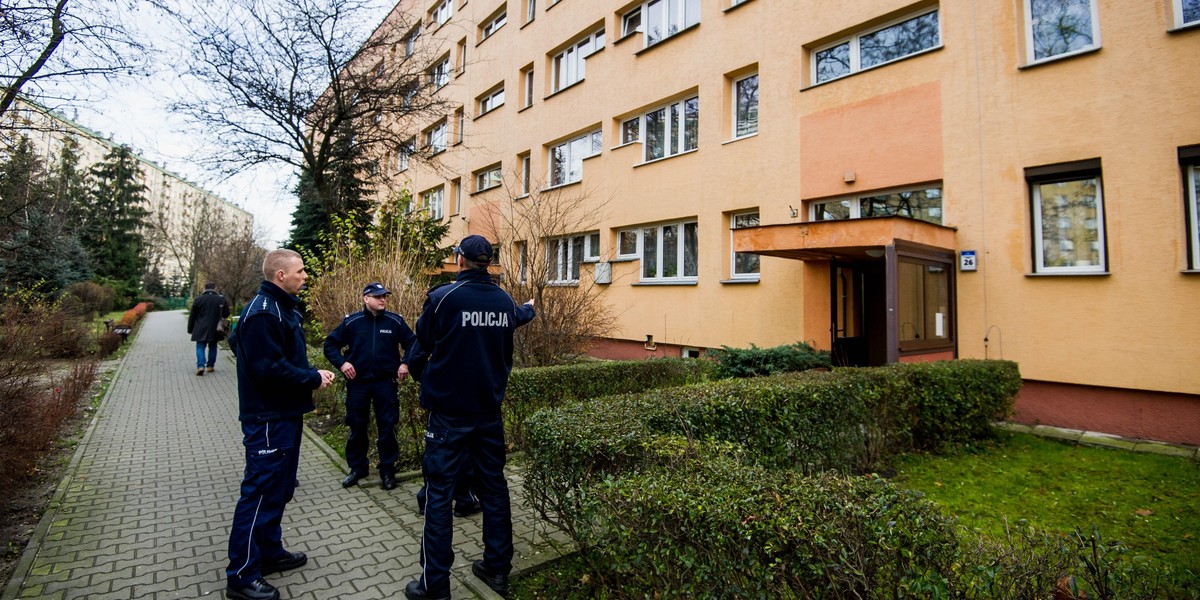 Tragedia w Krakowie! Zadźgane niemowlę i martwa matka znalezieni w piwnicy 