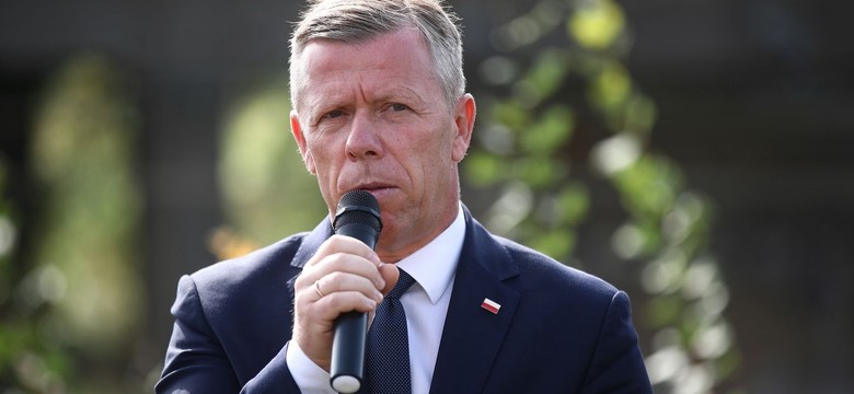 Romans wojewody małopolskiego z urzędniczką? Do sądu trafił pozew