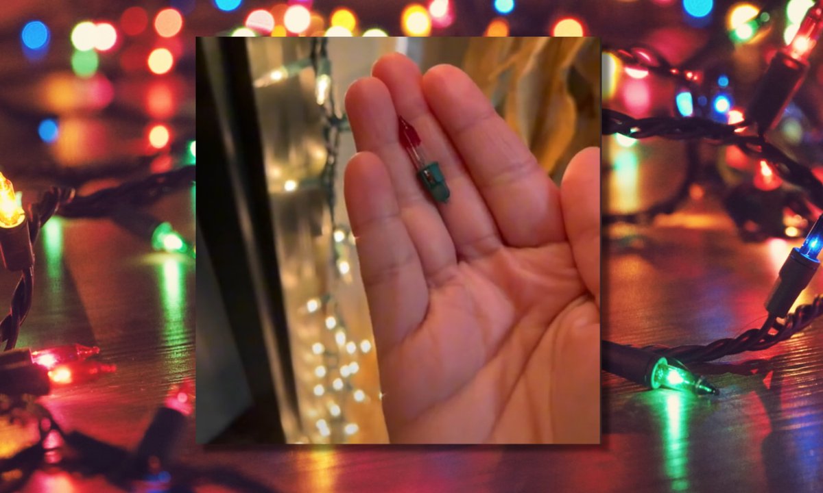 Pokazała, do czego służy czerwona końcówka w lampkach na choinkę. Ludzie oniemieli