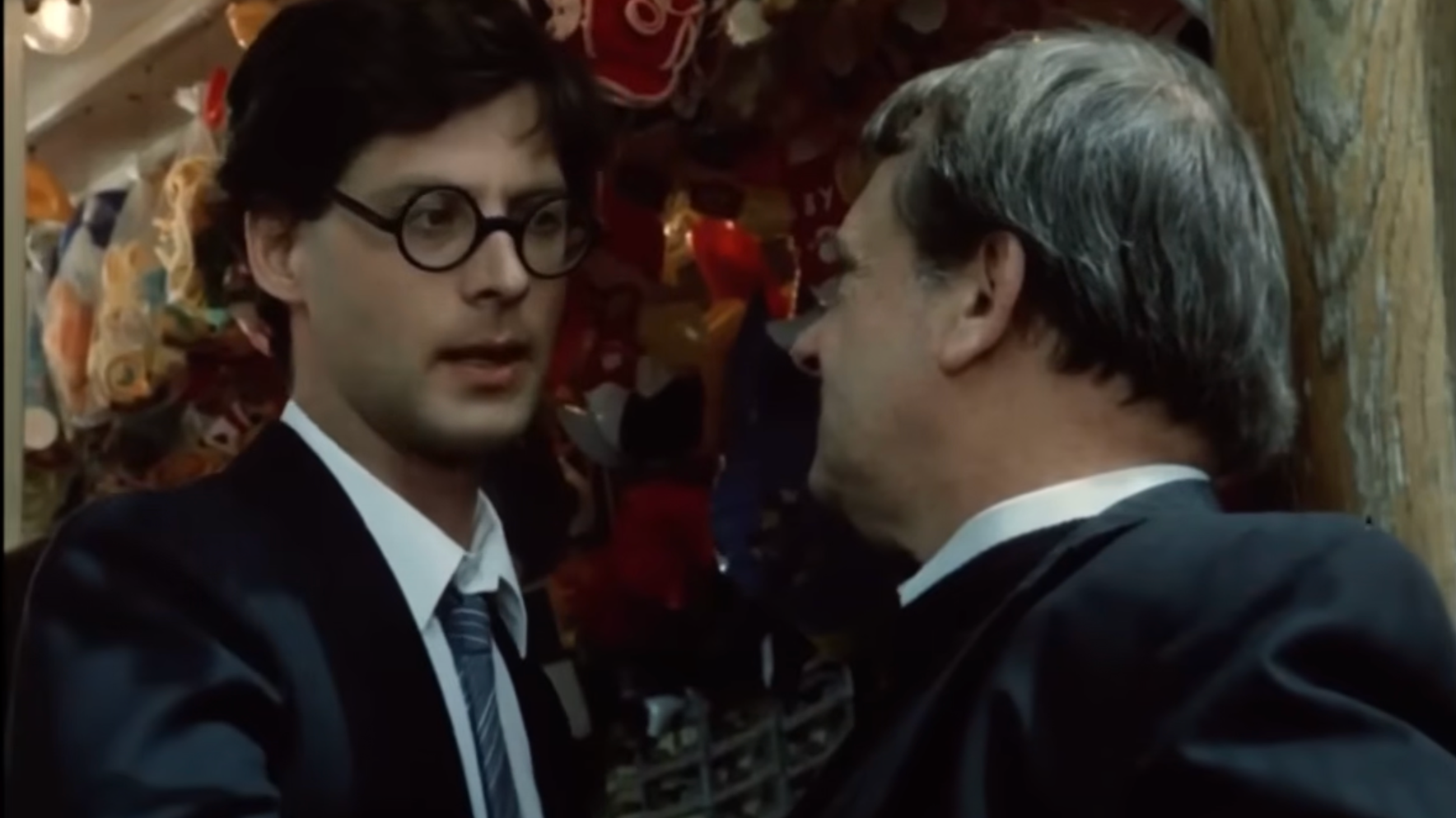 Český herec Jan Hartl vo filme Vesničko má středisková.