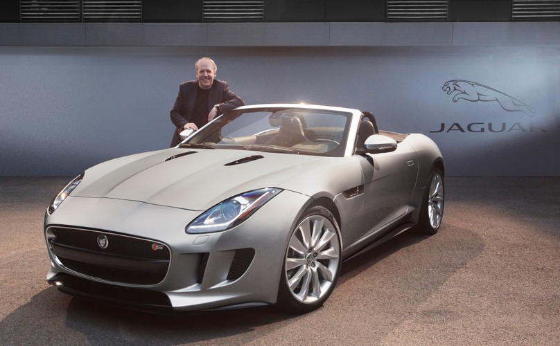 Jaguar F-TYPE i szef stylistów Ian Callum