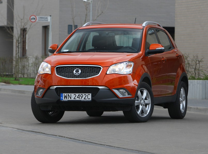 Pod maską korando pracuje 175-konny turbodiesel 2.0