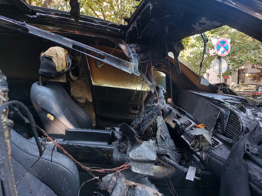 Zapaljen automobil u Palmotićevoj ulici 