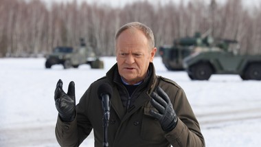 polska wychodzi z z konwencji ottawskiej. premier tusk o przełomowej dacie