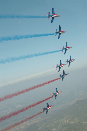 W zespole lata osiem maszyn