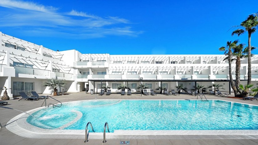 Aequora Lanzarote Suites Hotel