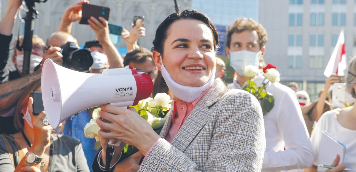 Swiatłana Cichanouska (tutaj podczas manifestacji pod Parlamentem Europejskim w Brukseli) zdystansowała się od protestu robotników