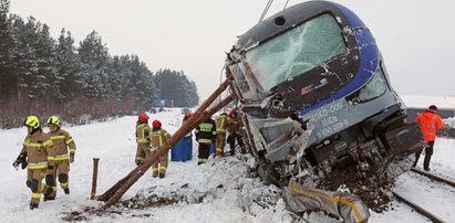 Pociąg Intercity wykolejony! Zobacz zdjęcia po zderzeniu z cysterną