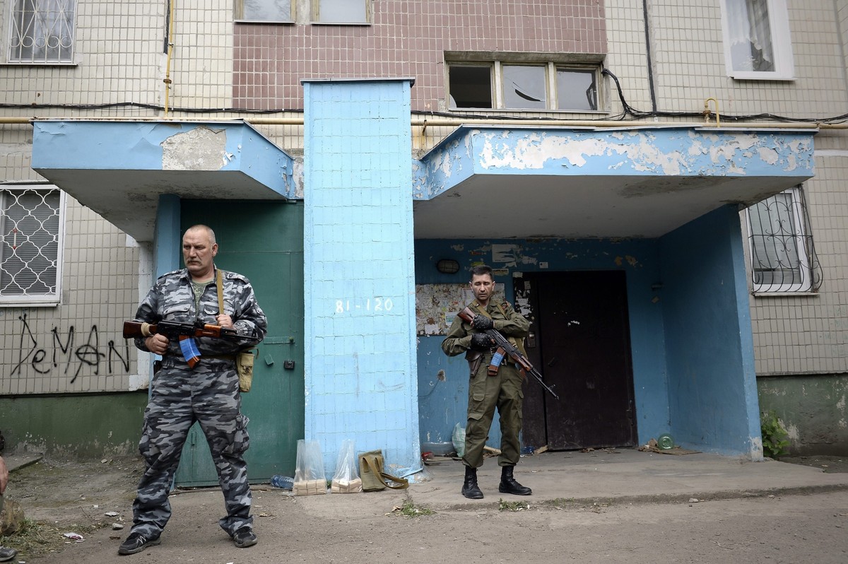 Na wschodzie Ukrainy trwają walki z prorosyjskimi separatystami EPA/VALENTINA SVISTUNOVA