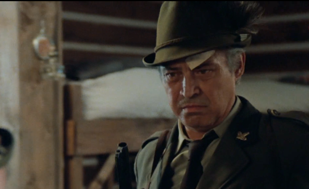 Slovenský herec Otto Lackovič ako polesný vo filme Nevera po slovensky. 