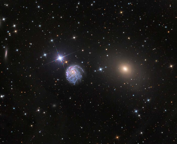 Szeroki widok galaktyki NGC 2276