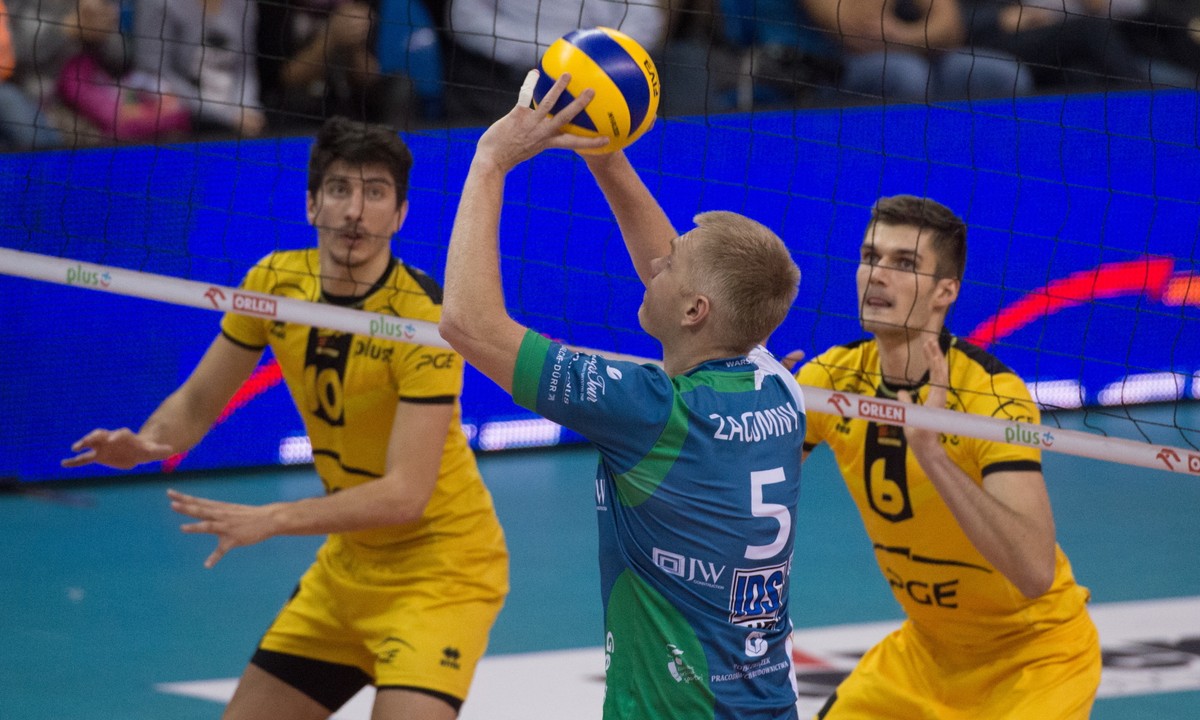 PlusLiga: Resovia przerwała serię porażek. Skra pokonała Politechnikę