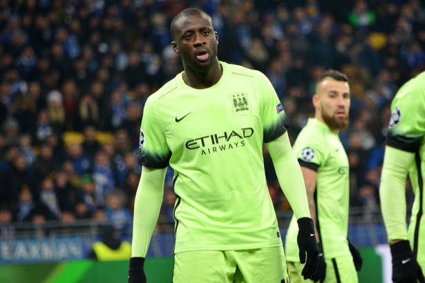 Grał w Bracelonie i Manchesterze City. Yaya Toure będzie teraz kopał na zapleczu chińskiej ekstraklasy piłkarskiej