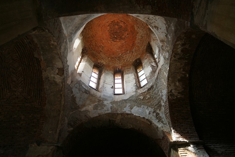 MAJESTATYCZNE. MISTYCZNE. OPUSZCZONE KOŚCIOŁY (34)