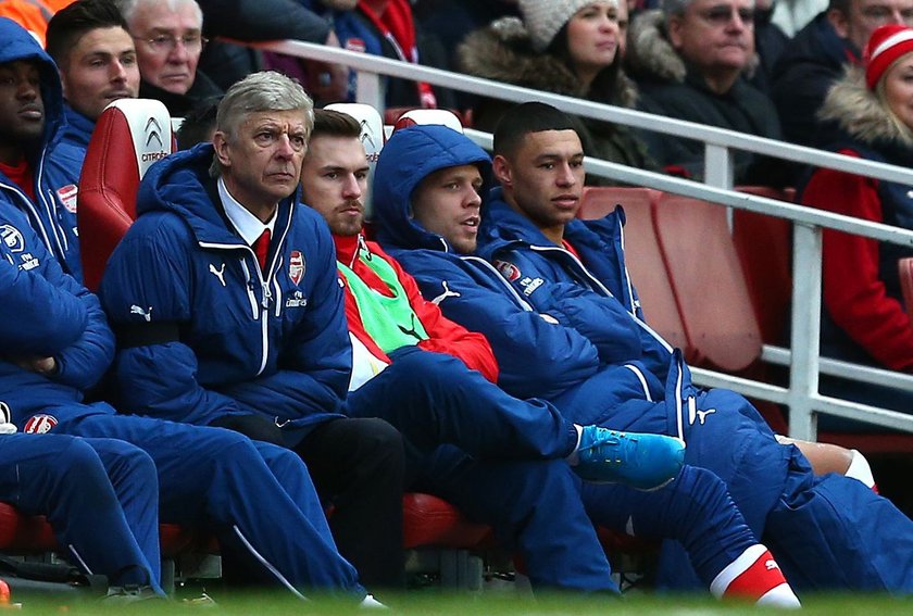 Wenger pokazał Szczęsnemu kto rządzi na Emirates Stadium! Polak za swoje wybryki usiadł na ławce.