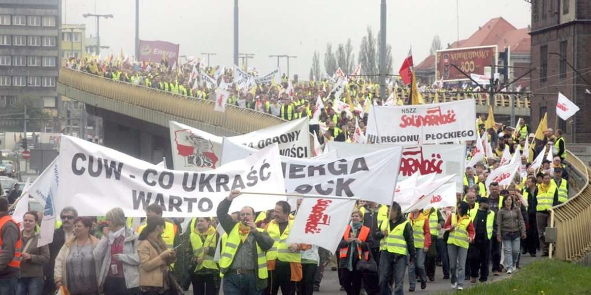 PROTEST PRACOWNIKOW GRUPY ENERGETYCZNJ