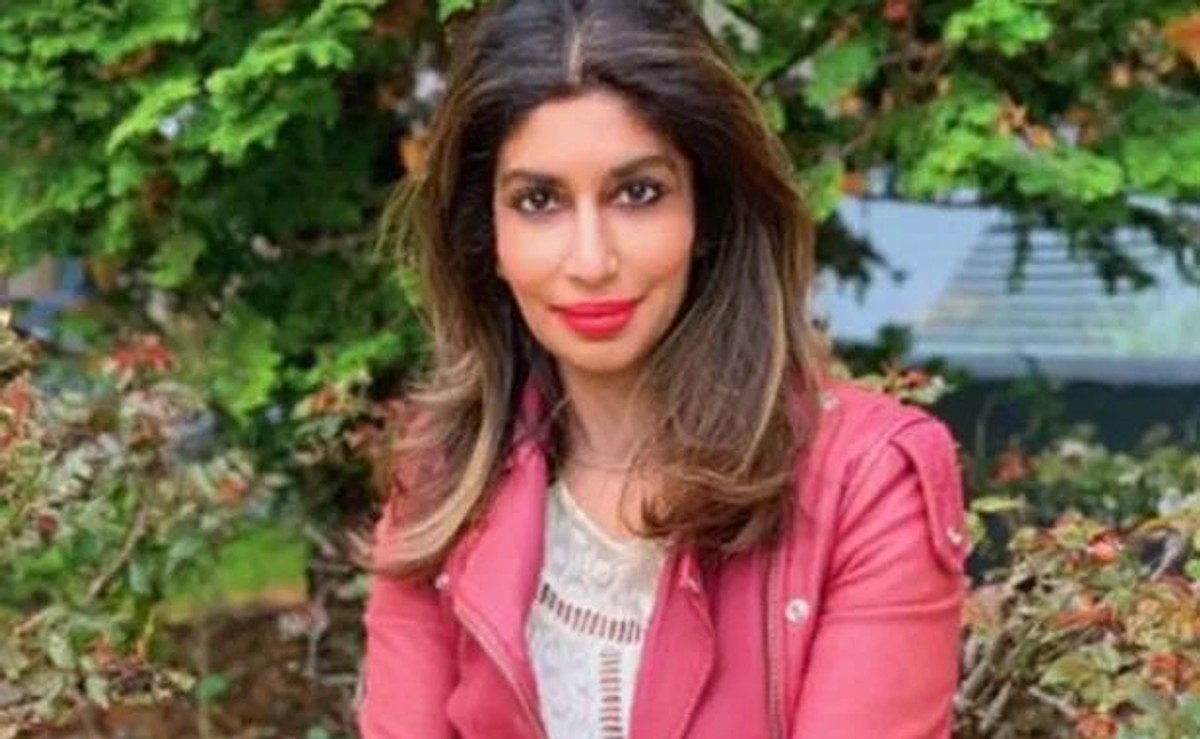 Dr Aruna Khilanani