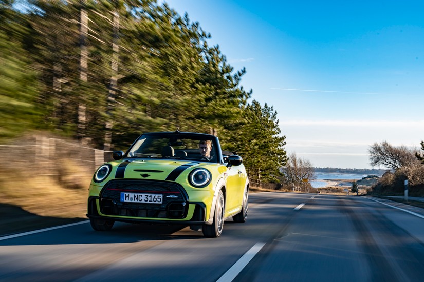 MINI John Cooper Works Cabrio - zdjęcie poglądowe