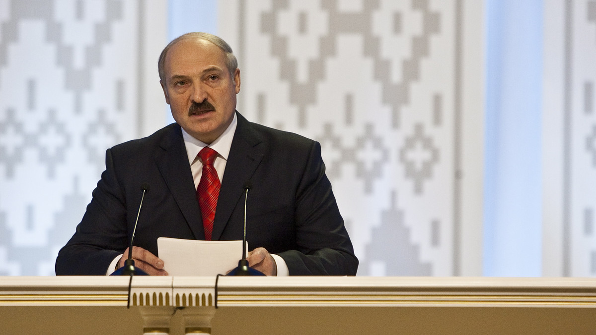 Prezydent Białorusi złożył kondolencje prezydentowi Polski w związku ze śmiercią 12 polskich górników w kopalni w Czechach – podała służba prasowa Alaksandra Łukaszenki.