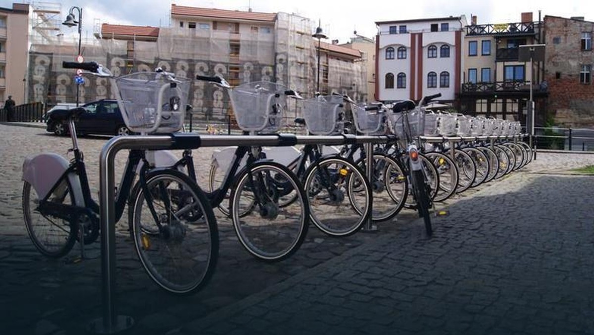 W Bydgoszczy już ponad 36,5 tys. użytkowników korzysta z Bydgoskiego Roweru Aglomeracyjnego. Ta forma transportu staje się coraz bardziej popularna, więc miasto postanowiło rozbudować system o kolejnych 16 stacji.