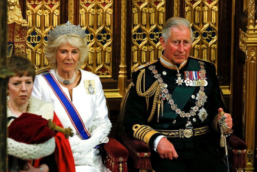 Czy książę Harry przyleci na koronację króla? Karol III jest zdania, że...