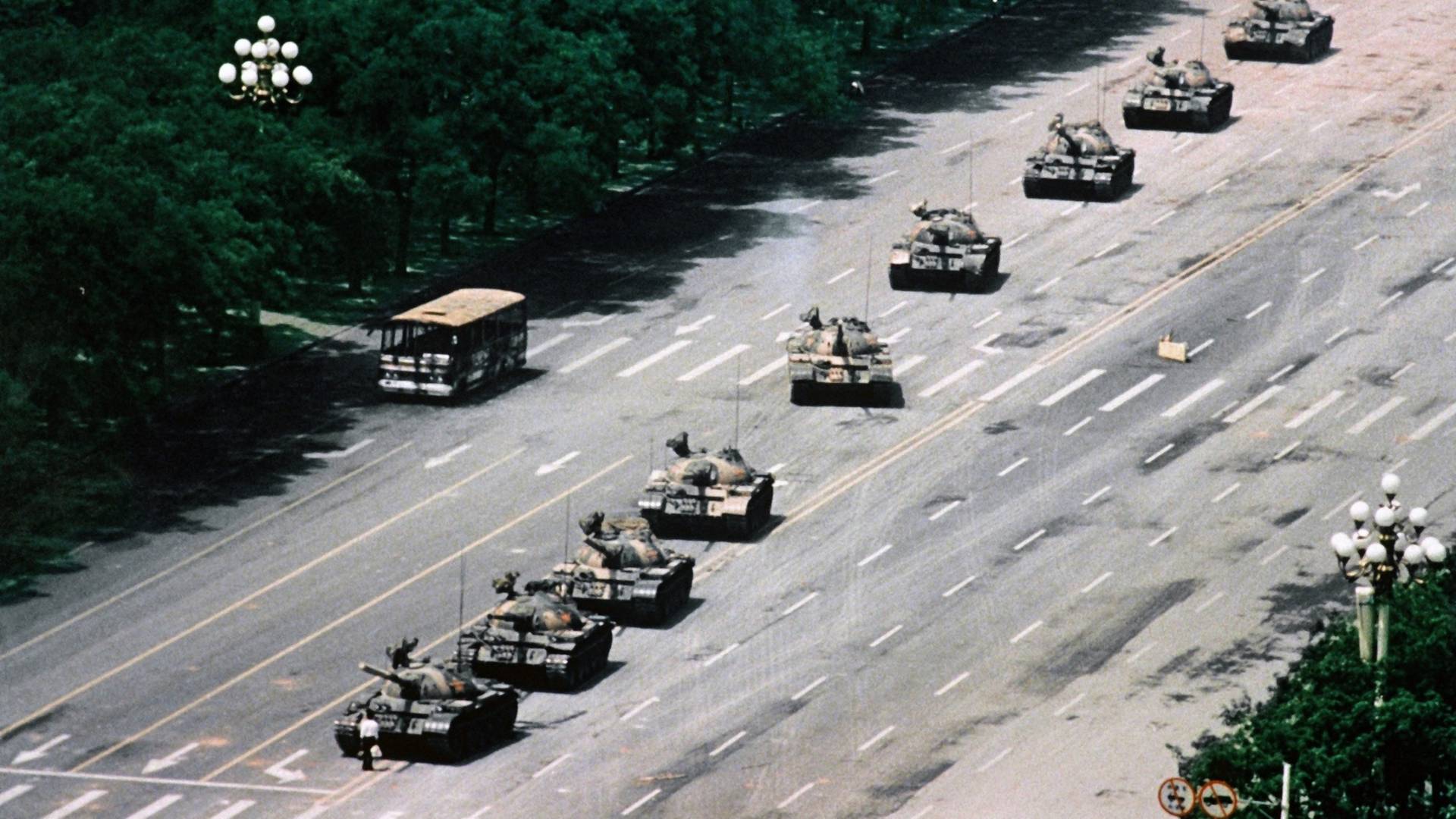 Fotograf ukrył to zdjęcie w spłuczce. Dziś rocznica masakry na placu w Tiananmen