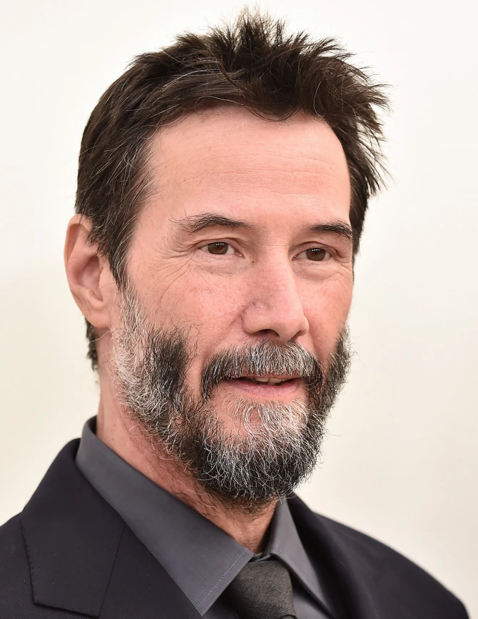 Kijanu Rivs sa novom frizurom