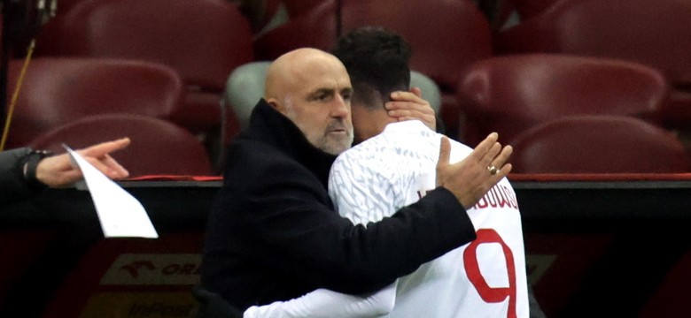 Probierz żali się, że Polakom brakuje wiary w reprezentację i apeluje o wsparcie dla Lewandowskiego