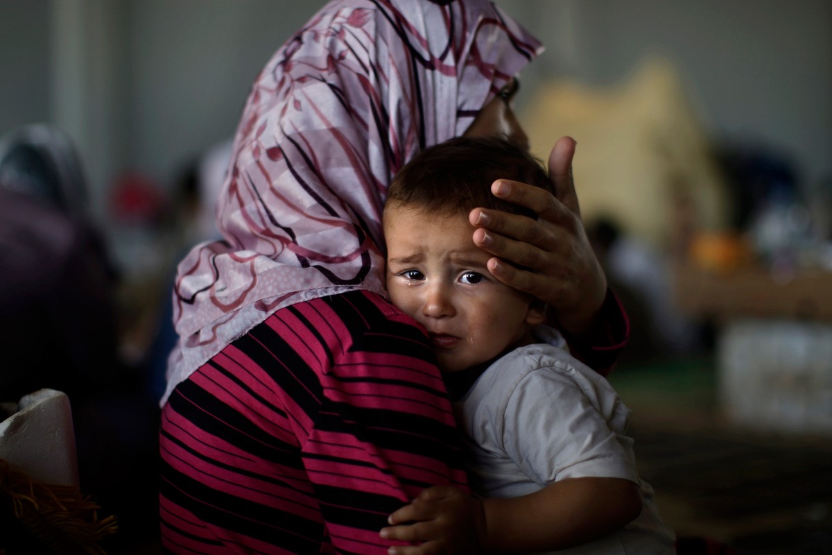 Uciekinierzy z Syrii w tureckim obozie dla uchodźców